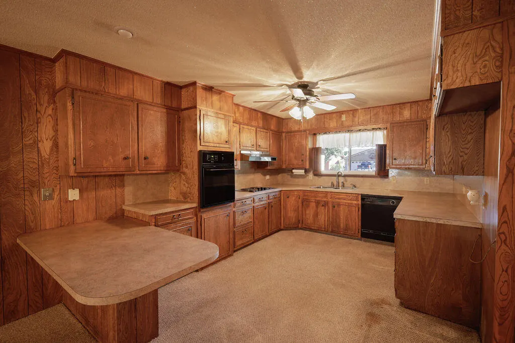 Photo 6 — 2503 Holliday Street, Plainview, TX 79072