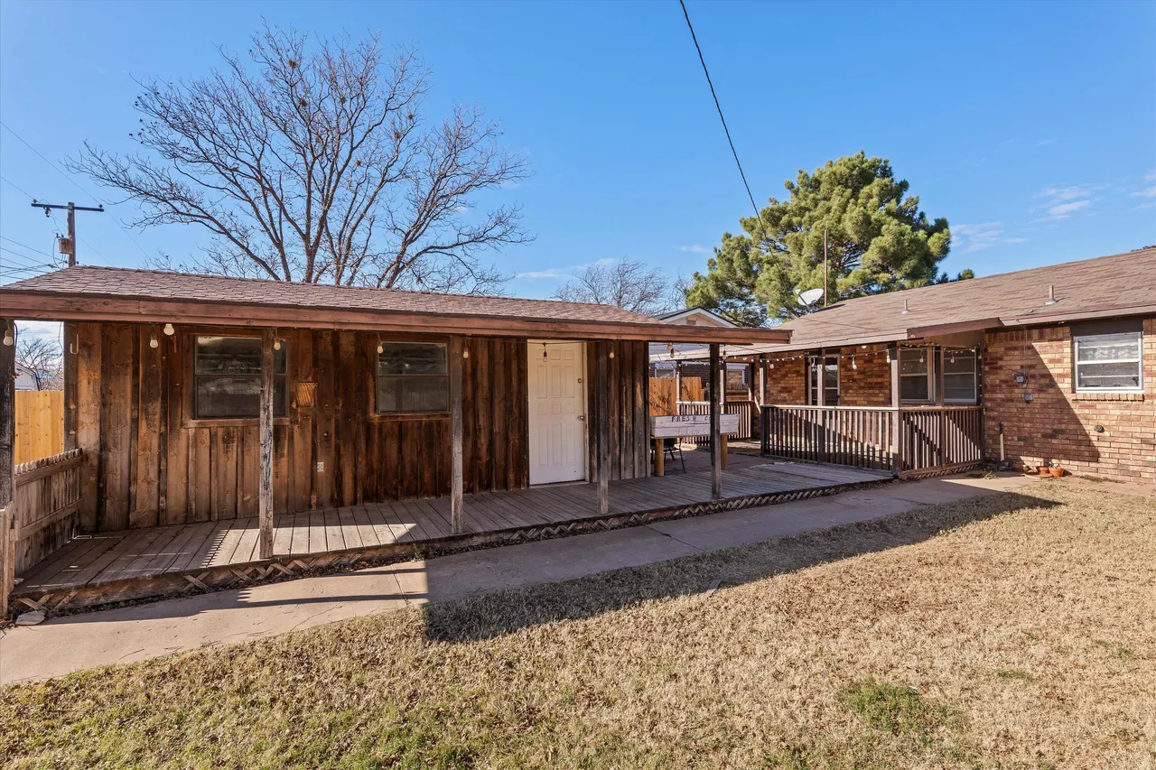 Photo 23 — 406 Poplar Street, Levelland, TX 79336