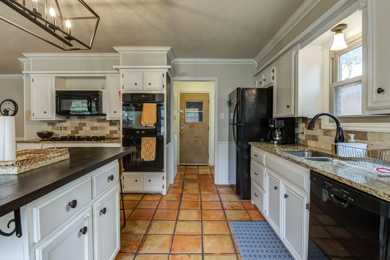 Photo 33 — 3420 60th Street, Lubbock, TX 79413