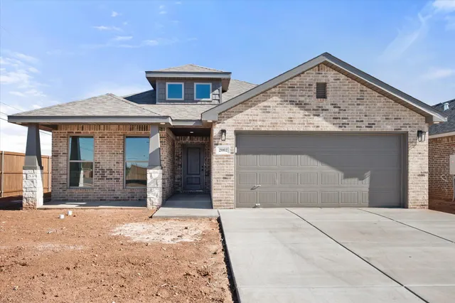 Front exterior — 2002 Cottonwood Avenue, Wolfforth, TX 79382