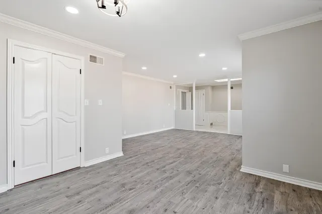 Photo 6 — 207 Yucca Terrace, Plainview, TX 79072