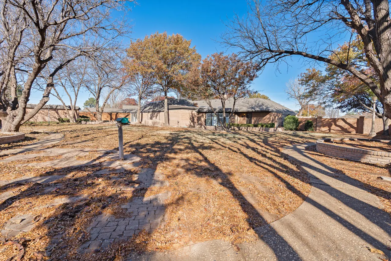 Photo 38 — 207 Yucca Terrace, Plainview, TX 79072