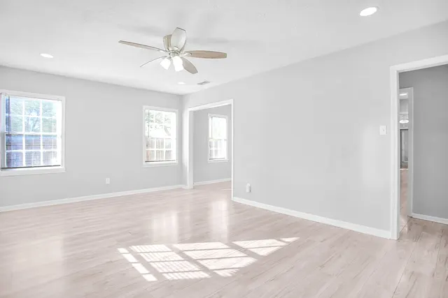 Photo 3 — 2430 31st Street, Lubbock, TX 79411