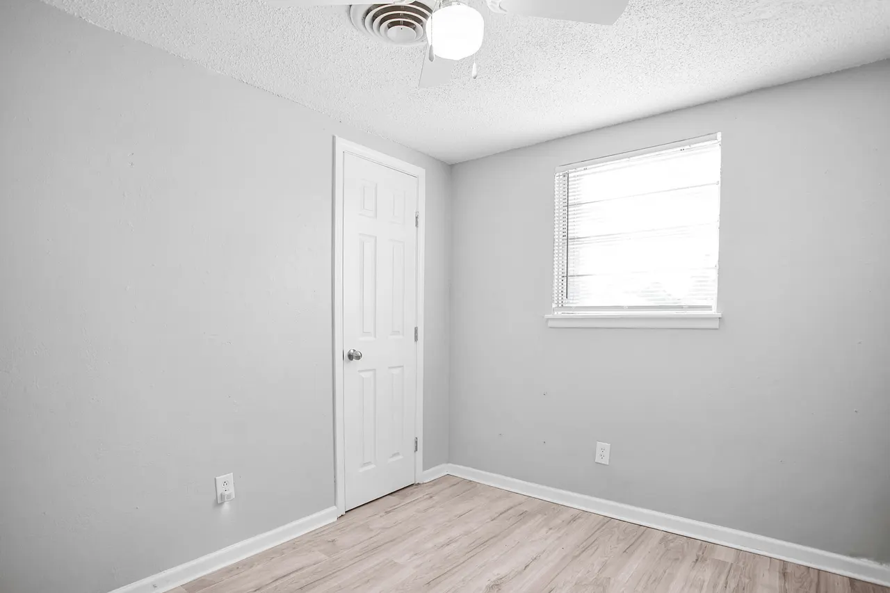 Photo 23 — 2430 31st Street, Lubbock, TX 79411