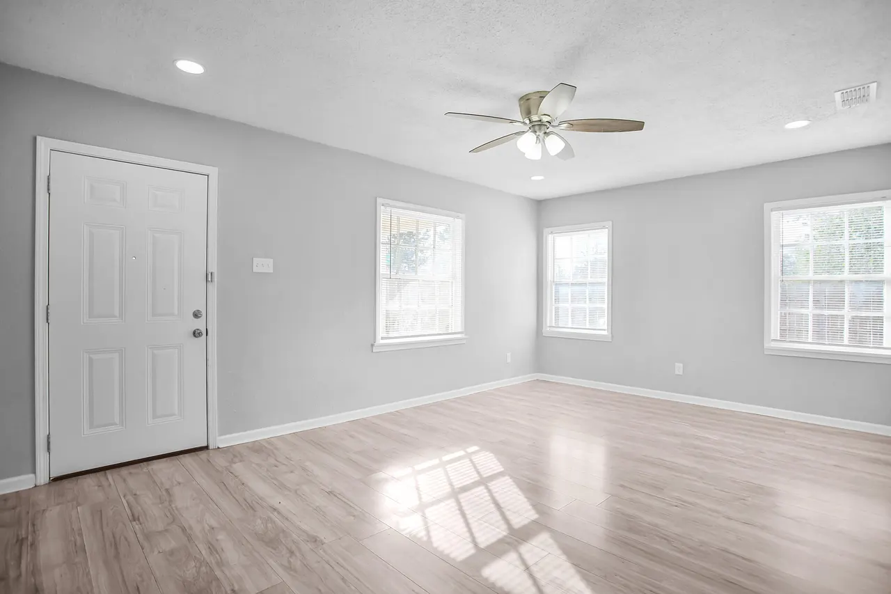 Photo 24 — 2430 31st Street, Lubbock, TX 79411
