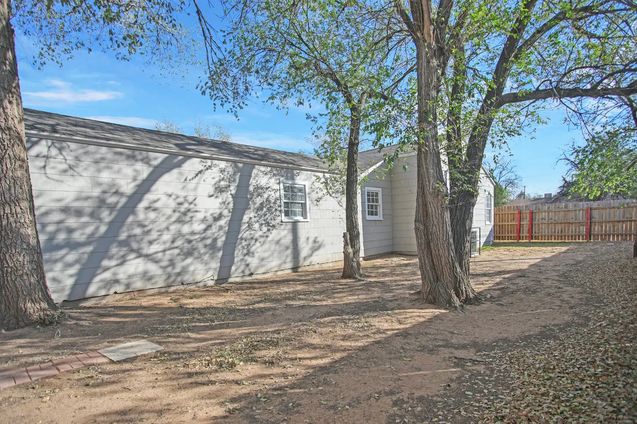 Photo 45 — 2430 31st Street, Lubbock, TX 79411
