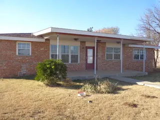 Sold home at 425 N CR 2900