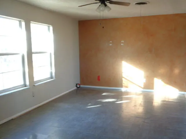 Photo 4 — 425 N CR 2900, Lubbock, TX 79403