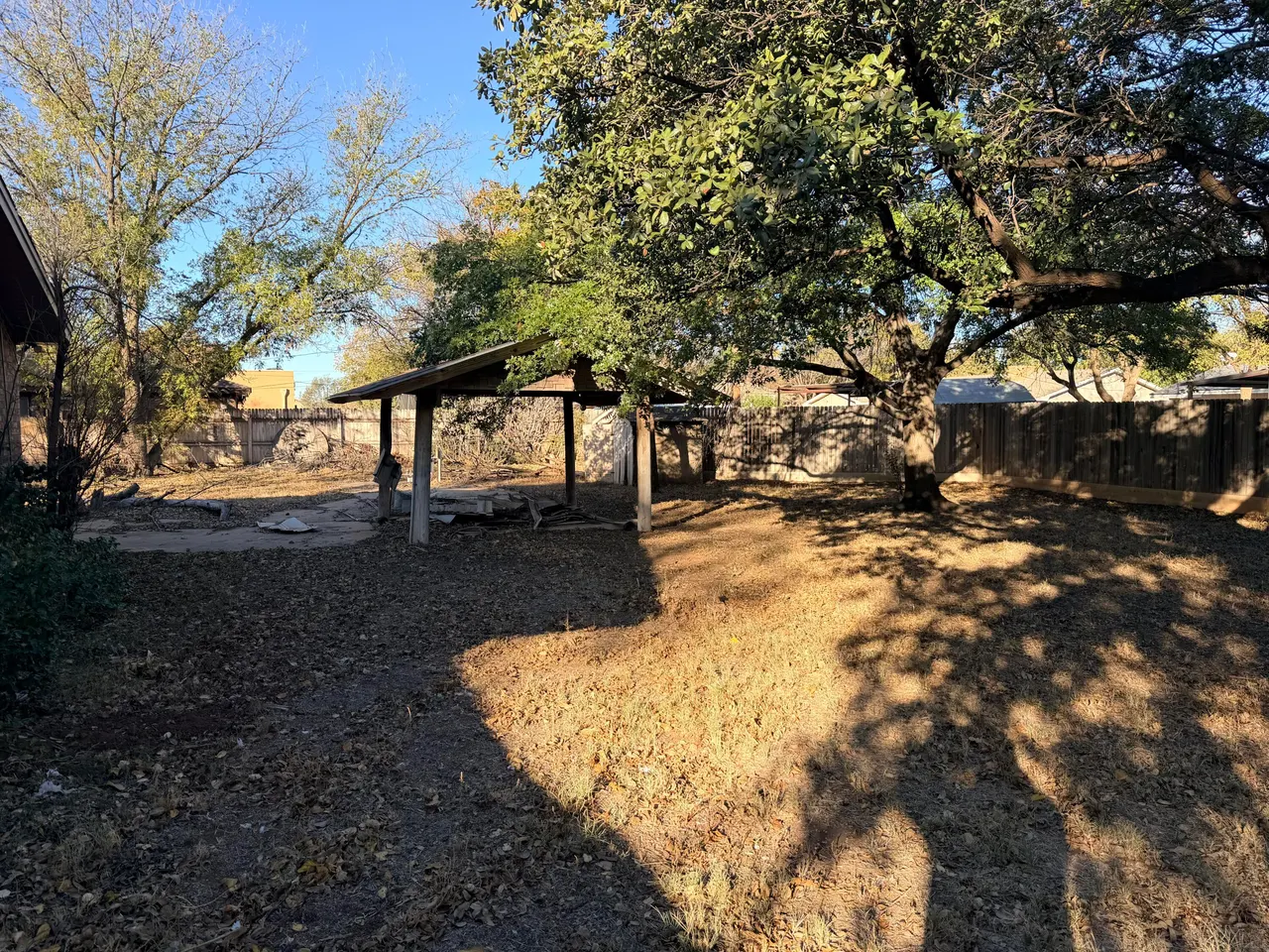 Photo 10 — 2412 Lockwood Street, Tahoka, TX 79373