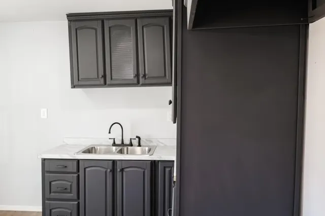 Photo 8 — 112 SW 8th Street, Plainview, TX 79072