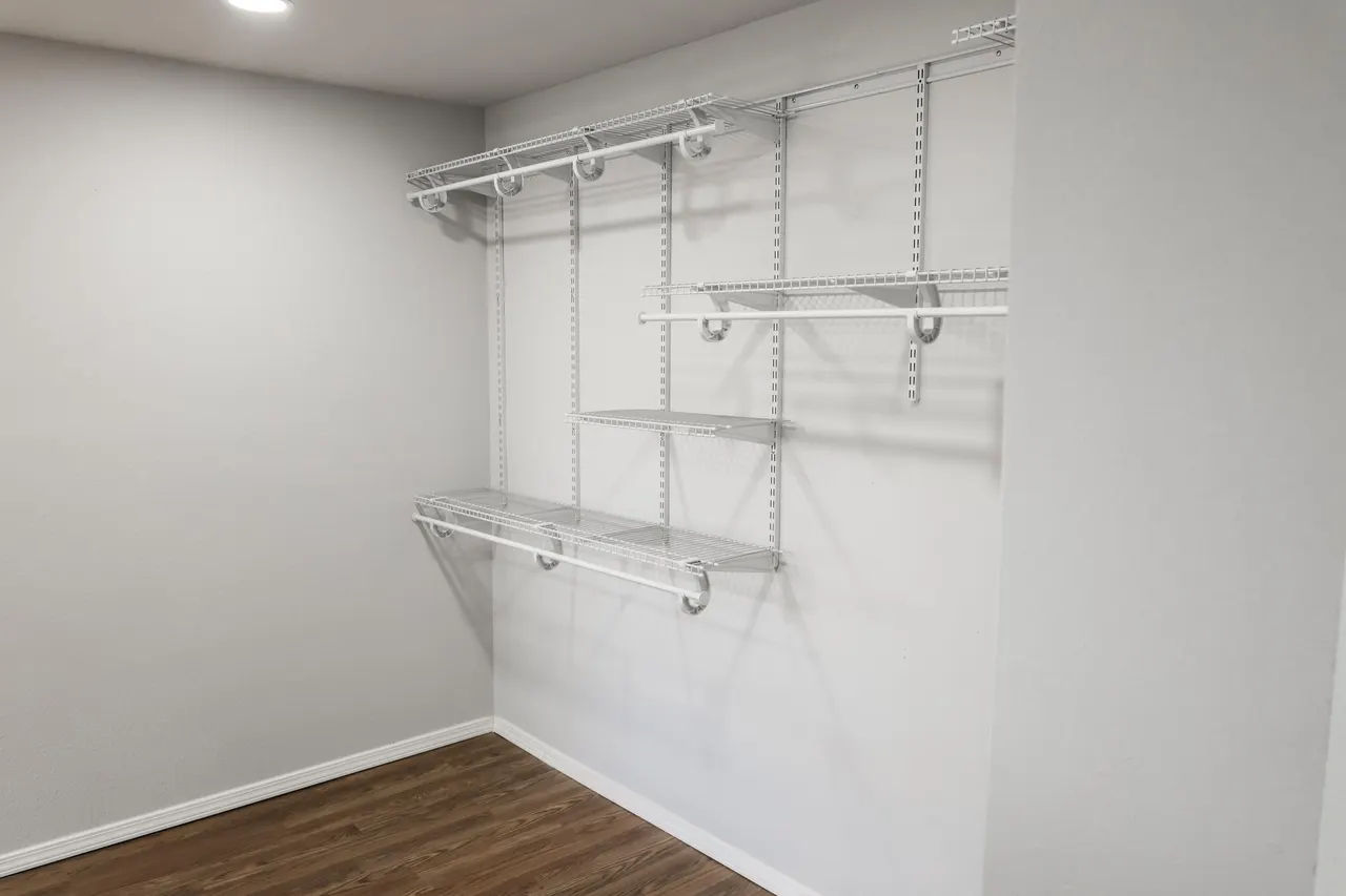 Photo 19 — 112 SW 8th Street, Plainview, TX 79072