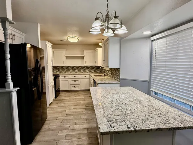 Photo 6 — 1936 71st Street, Lubbock, TX 79412