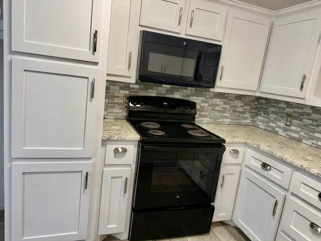 Photo 5 — 1936 71st Street, Lubbock, TX 79412