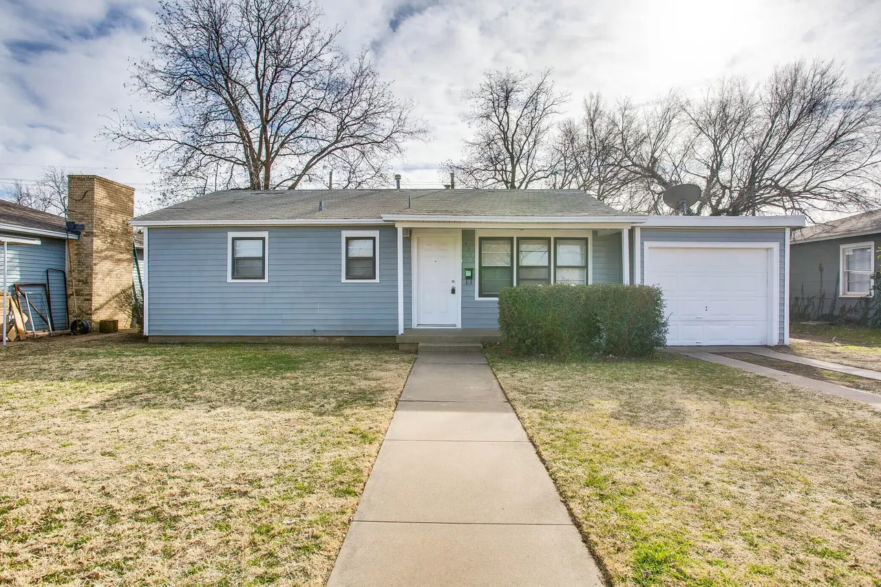 Front exterior — 4315 32nd Street, Lubbock, TX 79410