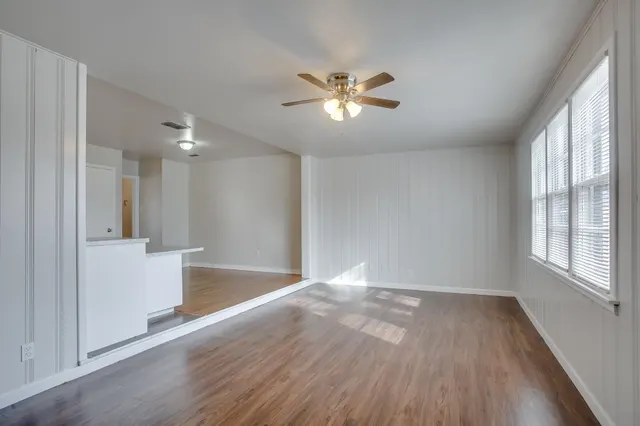 Photo 8 — 4315 32nd Street, Lubbock, TX 79410