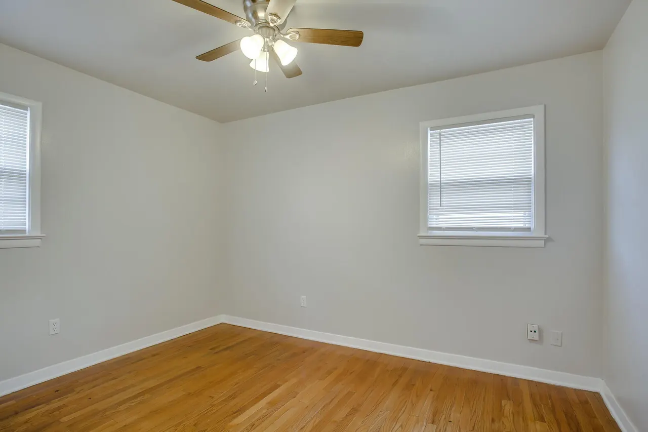Photo 10 — 4315 32nd Street, Lubbock, TX 79410