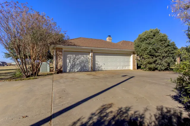 Photo 3 — 4126 E FM 1729, Lubbock, TX 79403