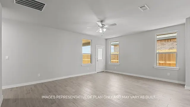 Photo 7 — 7016 53rd Street, Lubbock, TX 79407