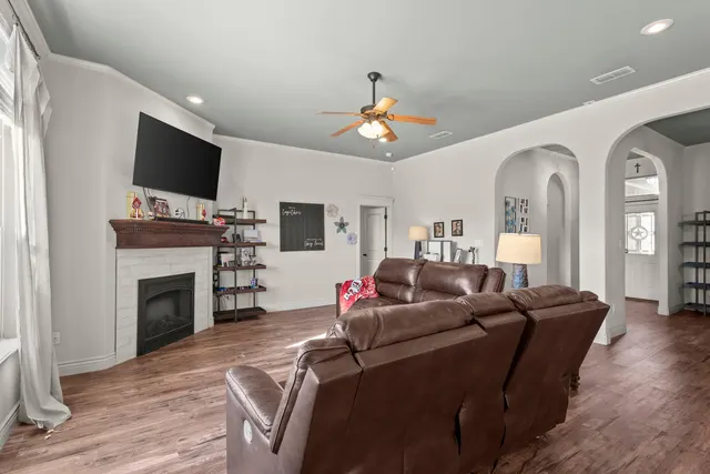 Photo 6 — 6305 93rd Street, Lubbock, TX 79424