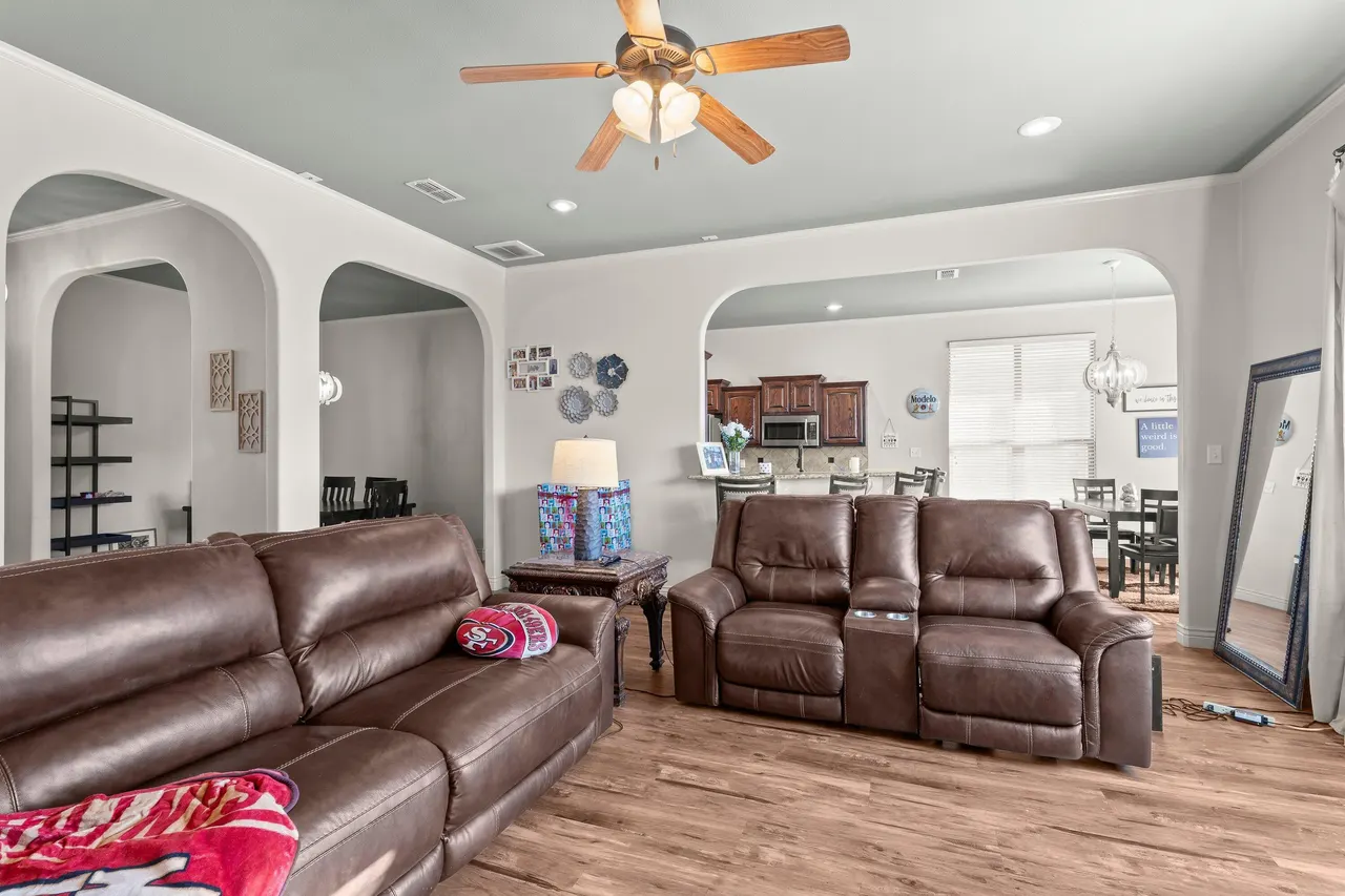Photo 8 — 6305 93rd Street, Lubbock, TX 79424