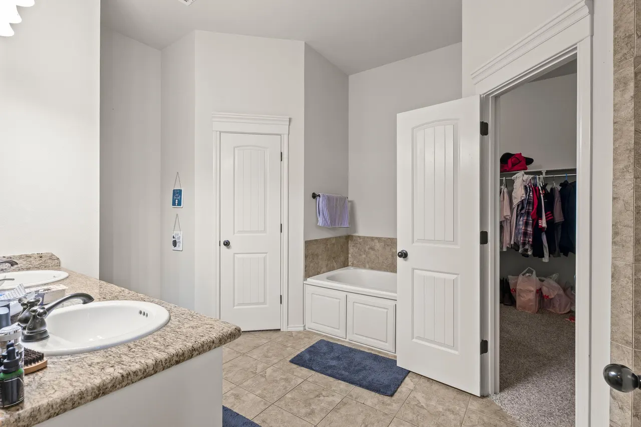 Photo 16 — 6305 93rd Street, Lubbock, TX 79424