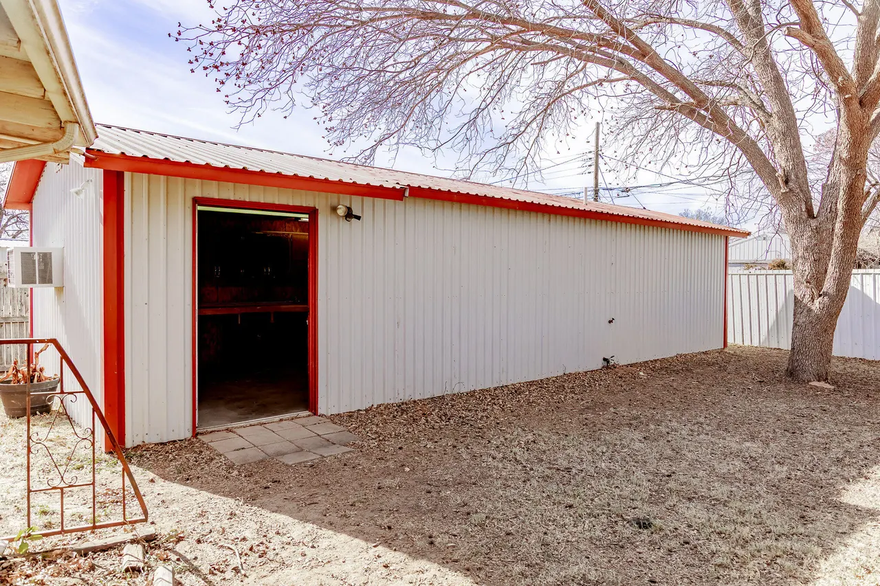Photo 47 — 1615 Avenue F, Abernathy, TX 79311