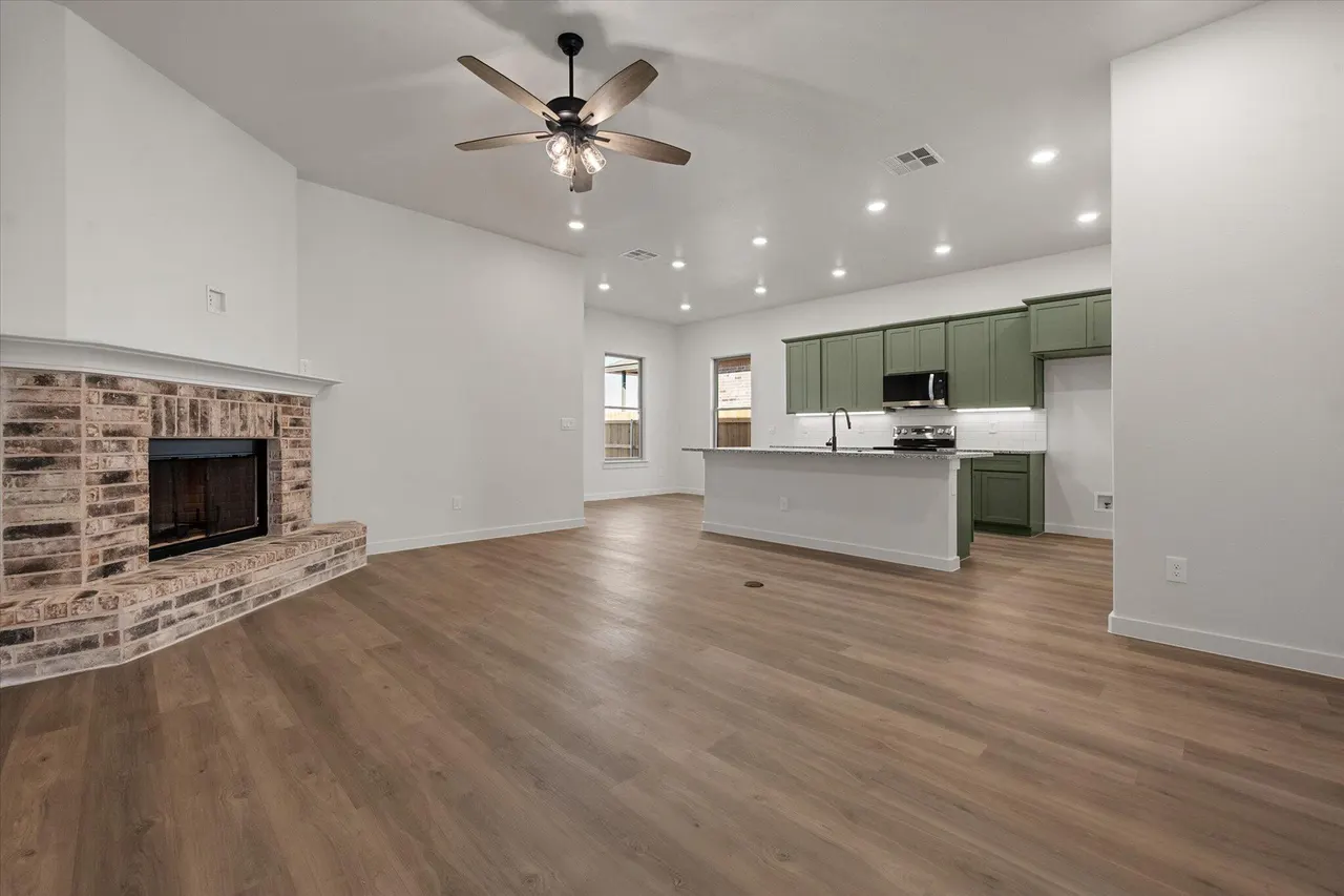 Photo 3 — 602 E 22nd Street, Wolfforth, TX 79382