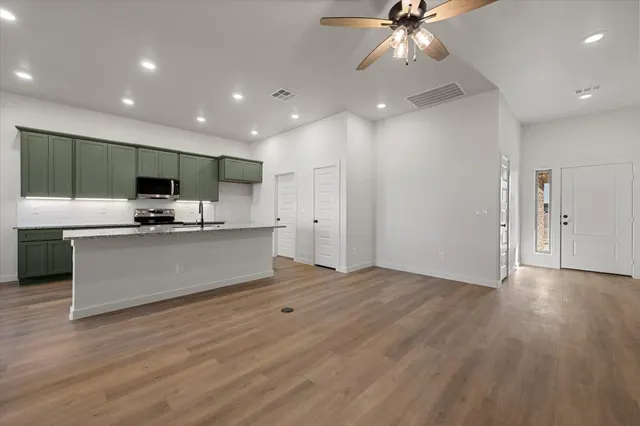 Photo 6 — 602 E 22nd Street, Wolfforth, TX 79382