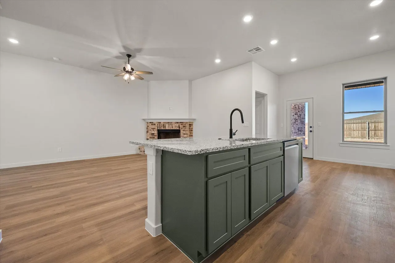 Photo 11 — 602 E 22nd Street, Wolfforth, TX 79382
