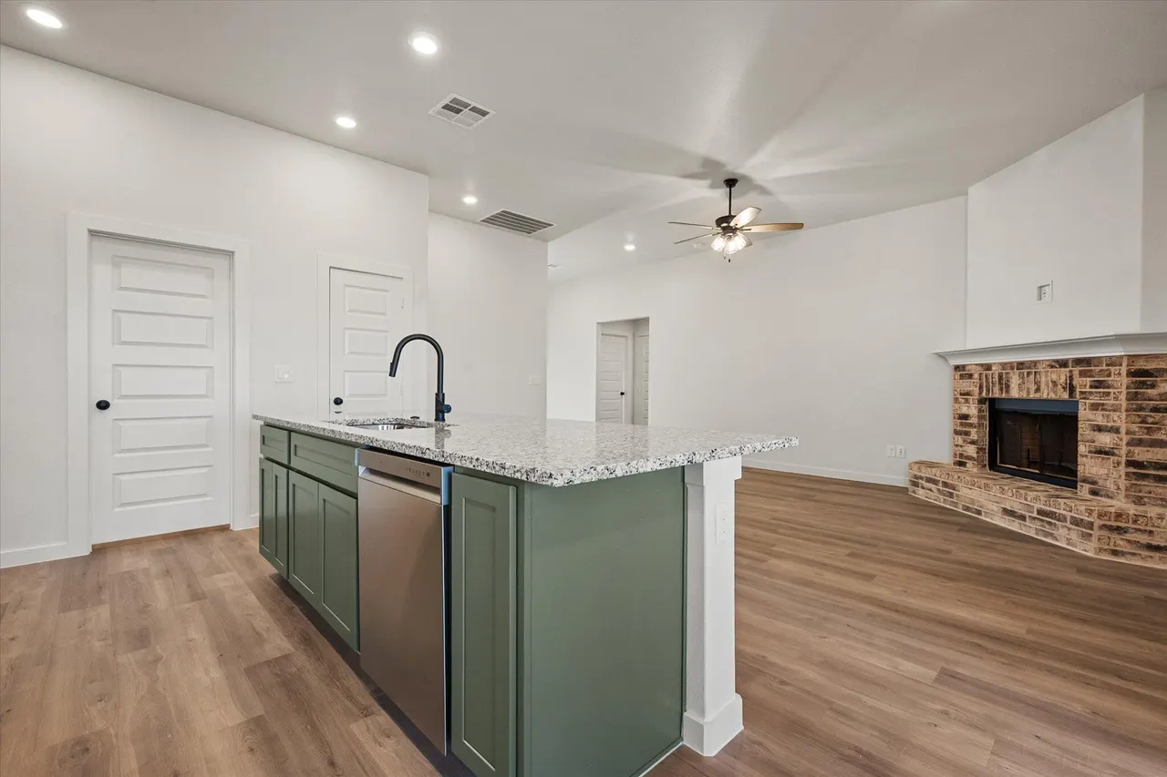 Photo 12 — 602 E 22nd Street, Wolfforth, TX 79382