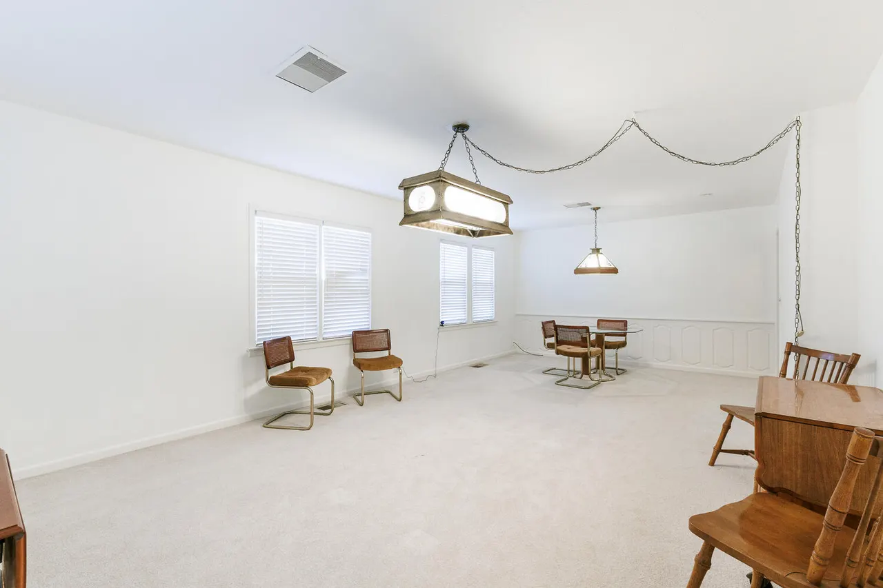 Photo 5 — 850 S 10th Street, Slaton, TX 79364
