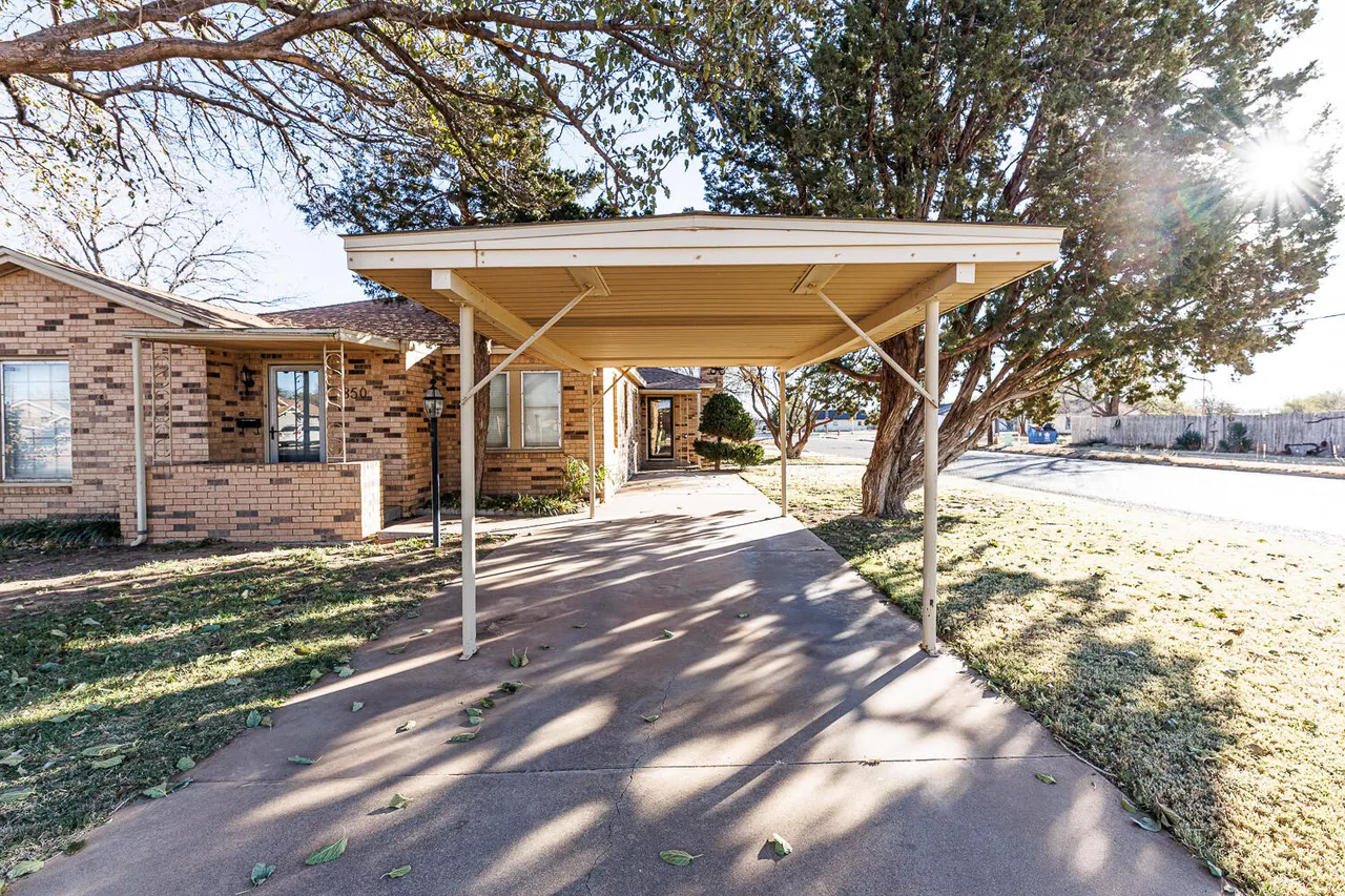 Photo 52 — 850 S 10th Street, Slaton, TX 79364