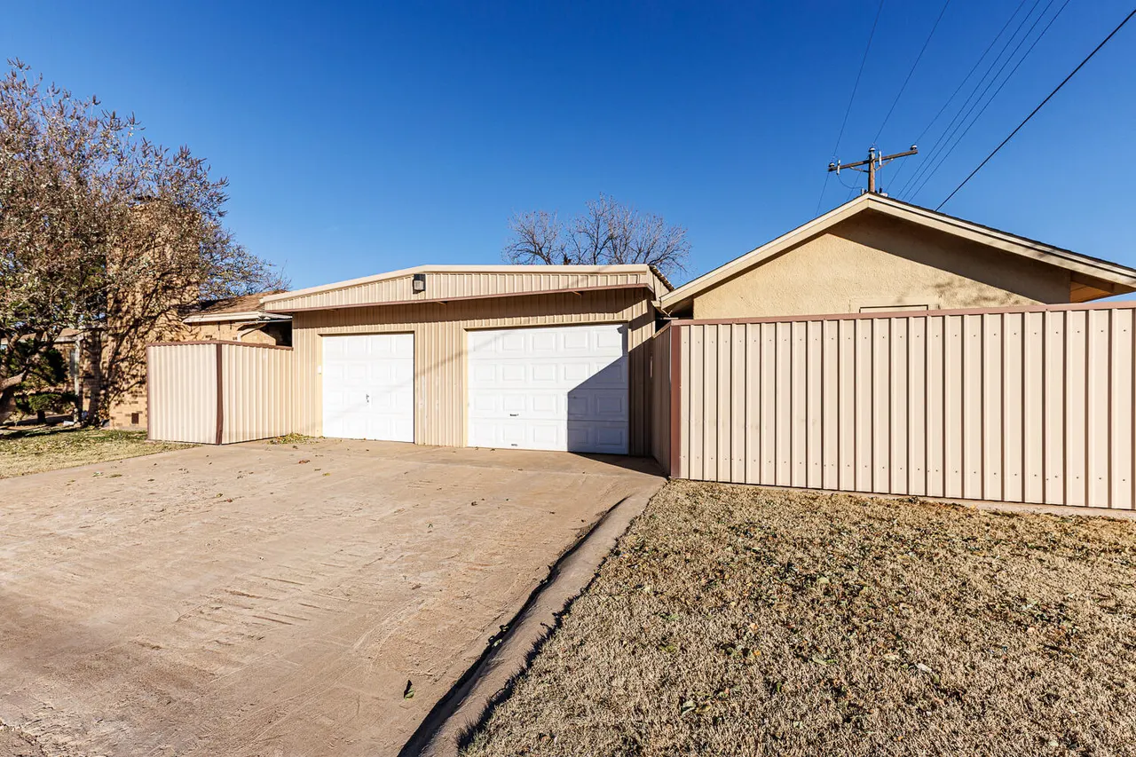 Photo 3 — 850 S 10th Street, Slaton, TX 79364