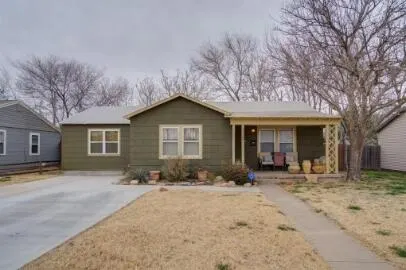 Front exterior — 3208 33rd Street, Lubbock, TX 79410