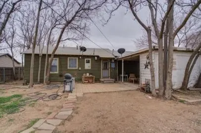 Photo 2 — 3208 33rd Street, Lubbock, TX 79410
