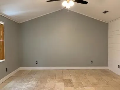 Photo 8 — 3208 33rd Street, Lubbock, TX 79410