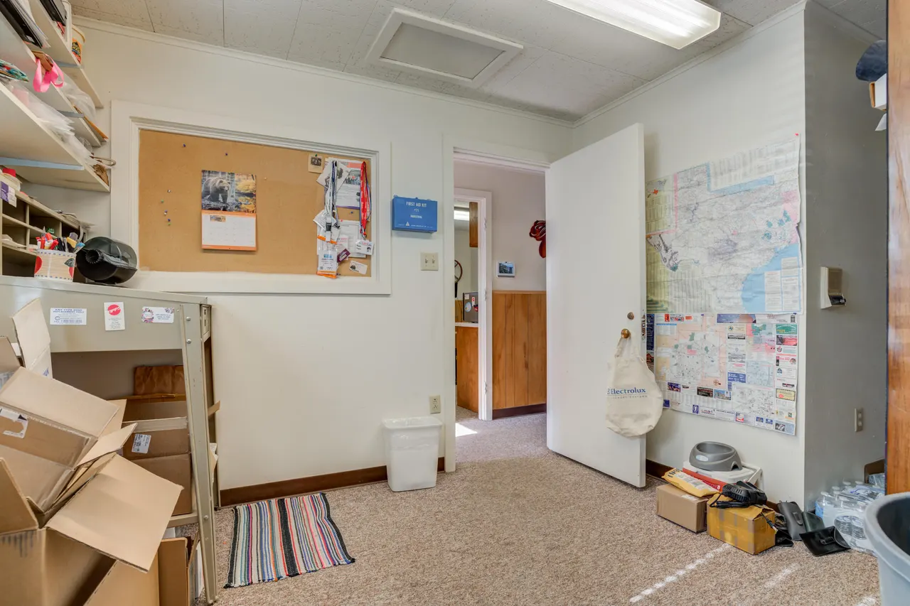Photo 25 — 6811 Martin Luther King Junior Boulevard, Lubbock, TX 79404