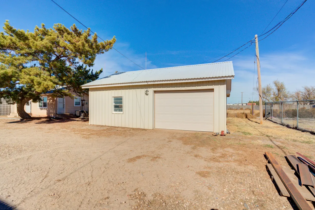 Photo 35 — 6811 Martin Luther King Junior Boulevard, Lubbock, TX 79404