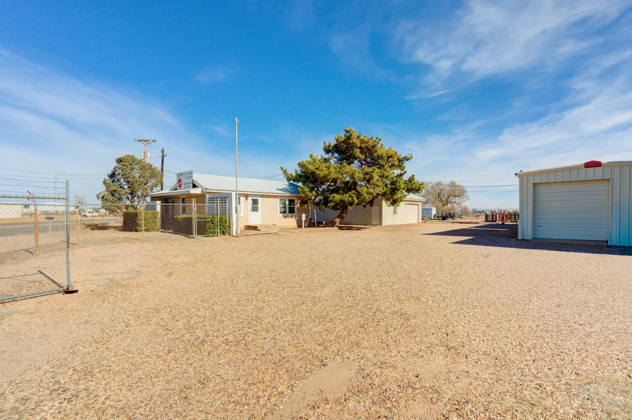 Photo 44 — 6811 Martin Luther King Junior Boulevard, Lubbock, TX 79404