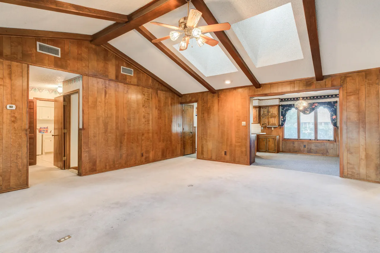 Photo 20 — 905 W Jackson Street, Floydada, TX 79235
