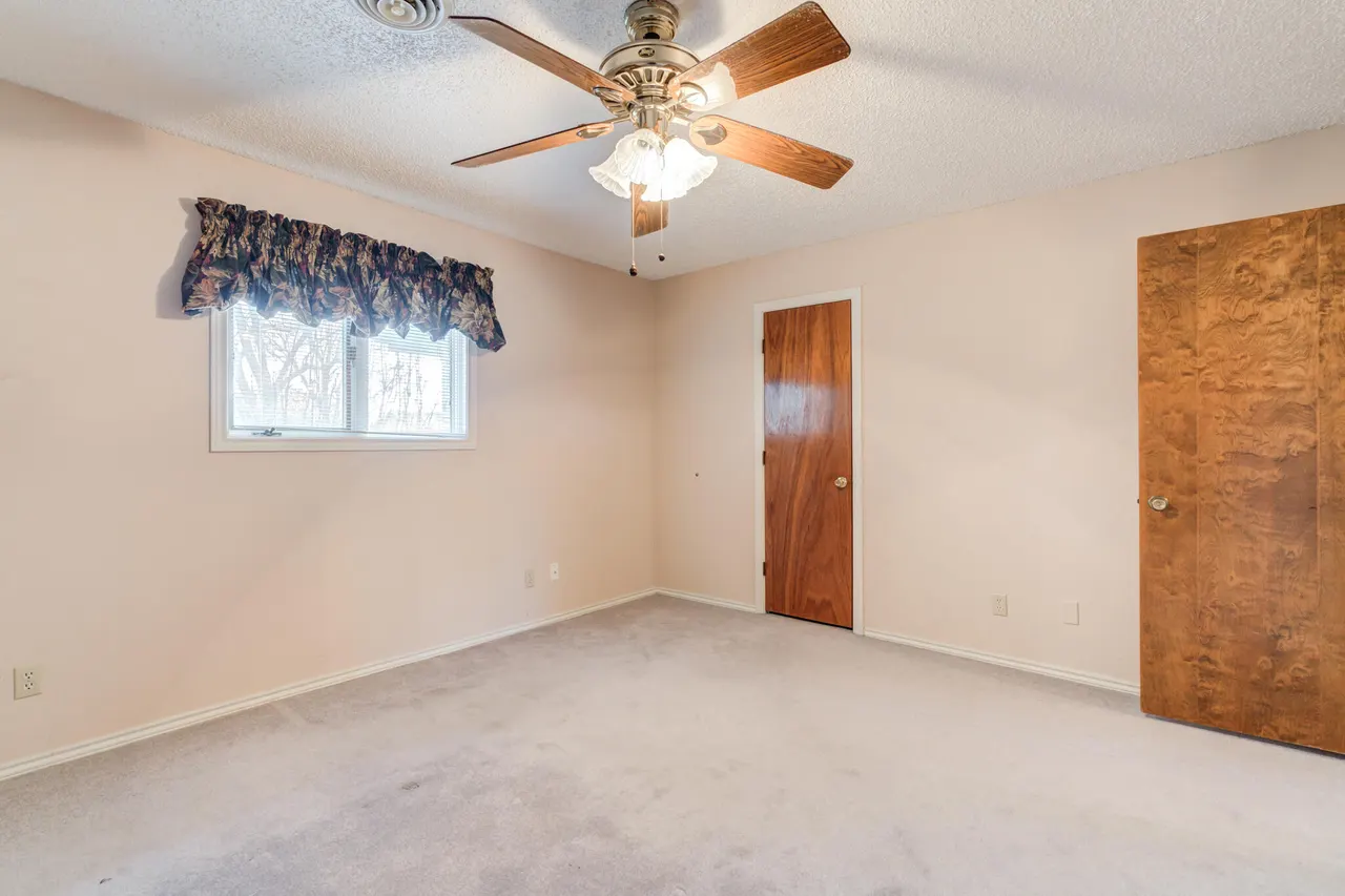 Photo 41 — 905 W Jackson Street, Floydada, TX 79235