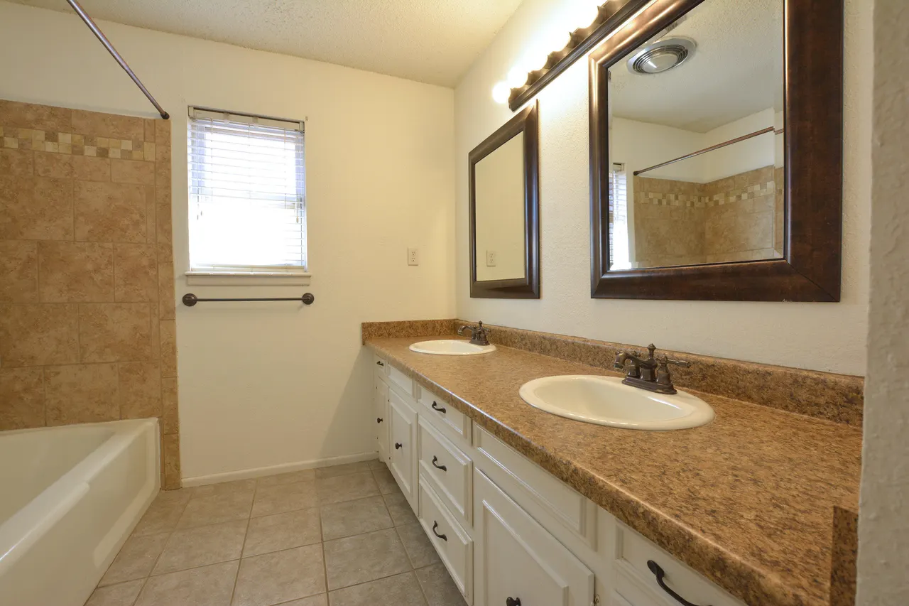 Photo 27 — 815 7th Street, Wolfforth, TX 79382