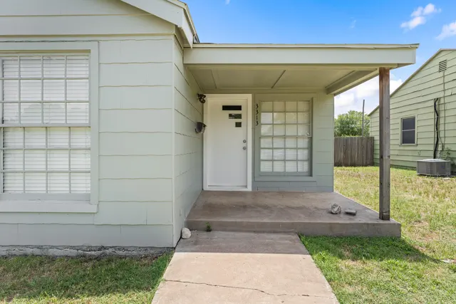 Photo 2 — 3313 26th Street, Lubbock, TX 79410