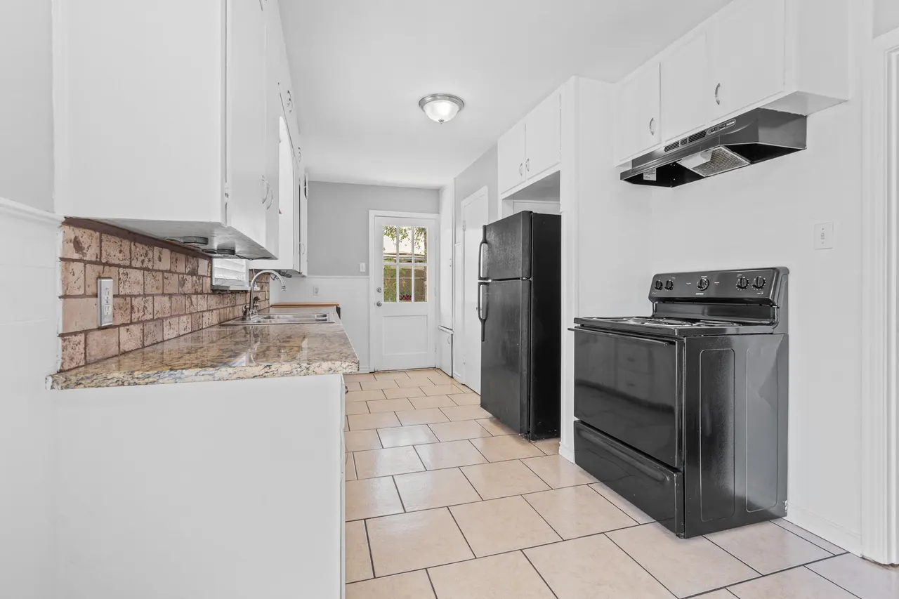 Photo 7 — 3313 26th Street, Lubbock, TX 79410
