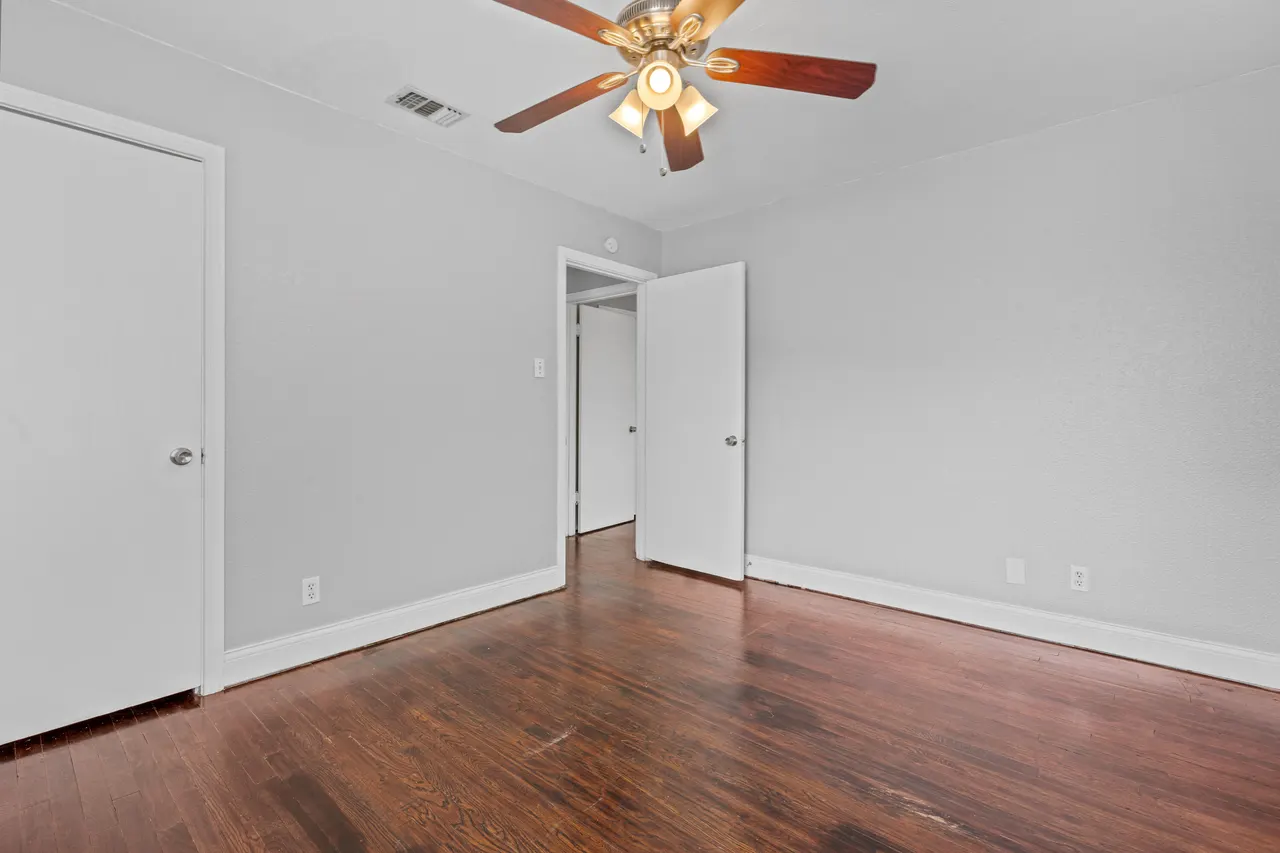 Photo 11 — 3313 26th Street, Lubbock, TX 79410