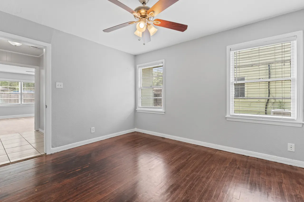 Photo 13 — 3313 26th Street, Lubbock, TX 79410