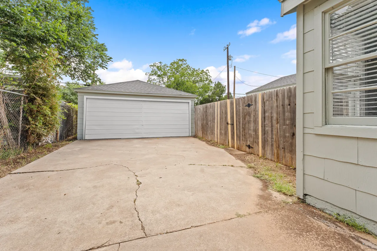 Photo 21 — 3313 26th Street, Lubbock, TX 79410
