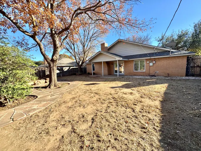 Photo 4 — 4932 63rd Street, Lubbock, TX 79414