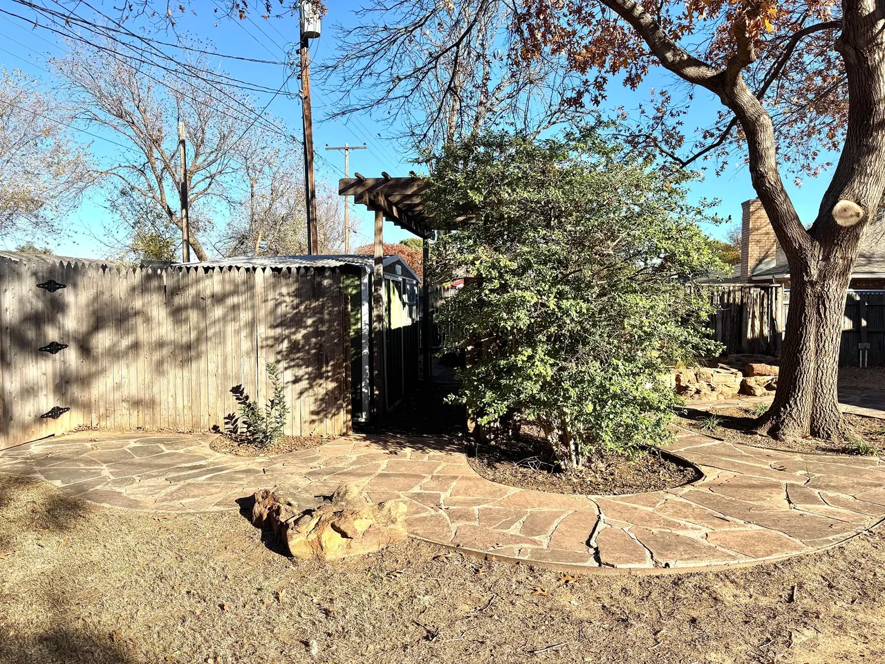 Photo 14 — 4932 63rd Street, Lubbock, TX 79414