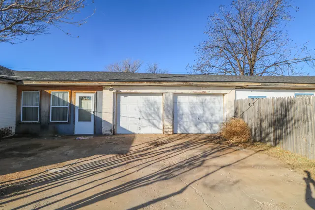 Photo 2 — 733 E 13th Street, Littlefield, TX 79339